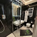 Charma Luxury - 아파트