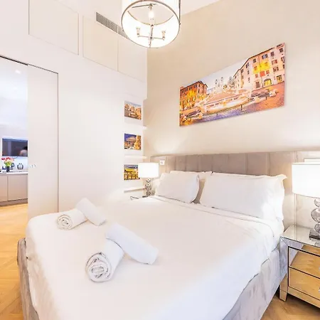 Charma Luxury - *