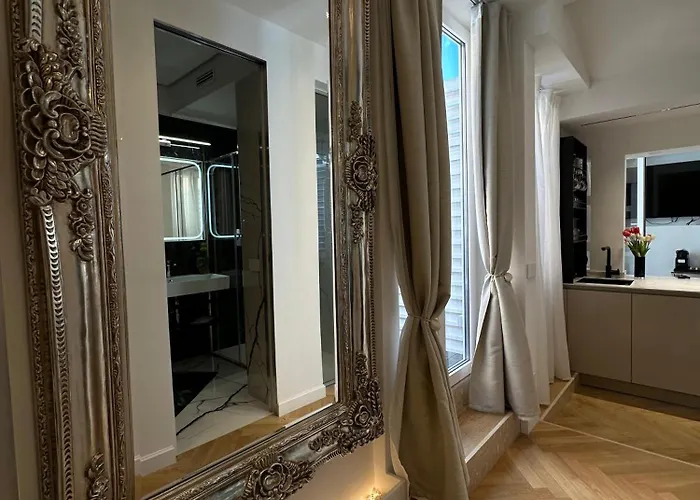 Charma Luxury - Lejlighed Rom