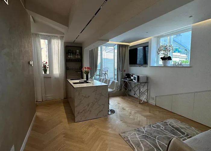 Charma Luxury -